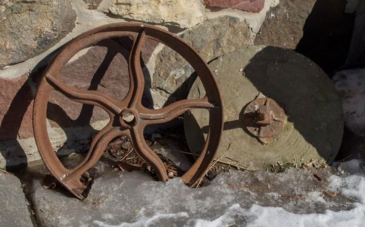 Pulley and Grinding Wheel