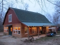 The Ole' Red Barn
