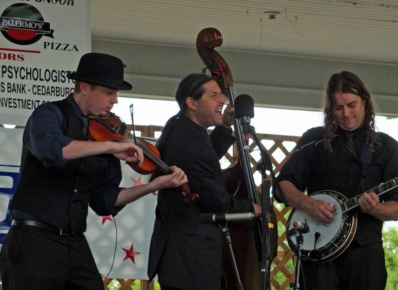 Hen House Prowlers - 2013
