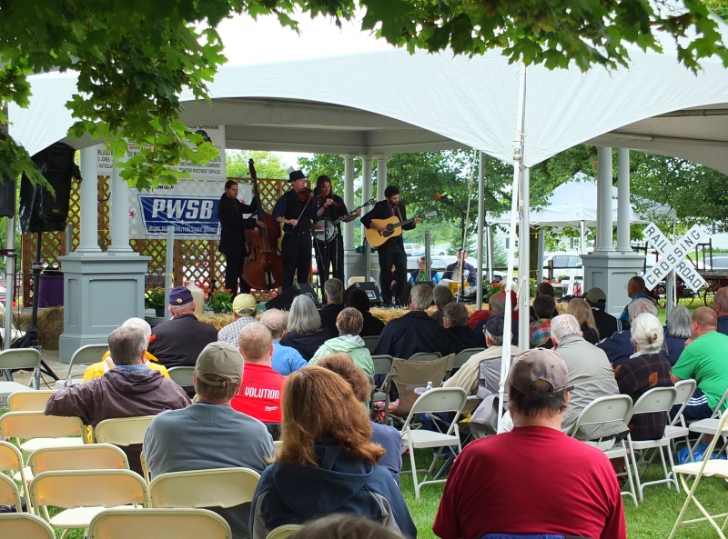 Hen House Prowlers - 2013