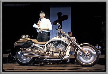 The Cross Road Rally, Marcus Ampitheater, Milwaukee, Wisconsin, August 31, 2003