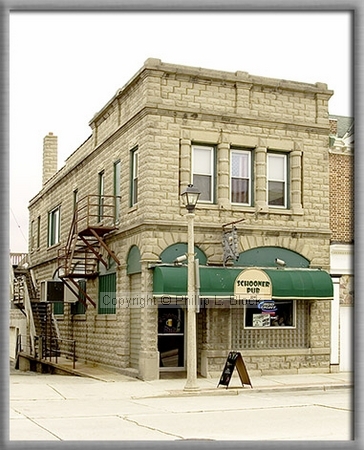 The Schooner Pub
