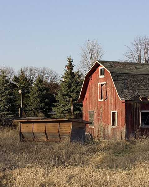 Dilapidated Barn - Lannon, WI