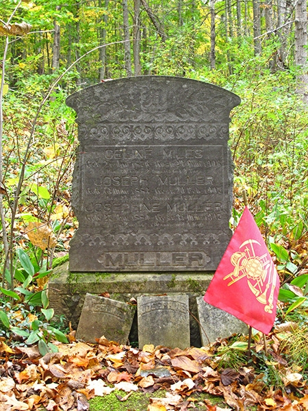 Irish Hollow Cemetery