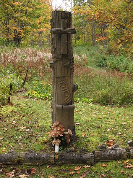 Irish Hollow Cemetery