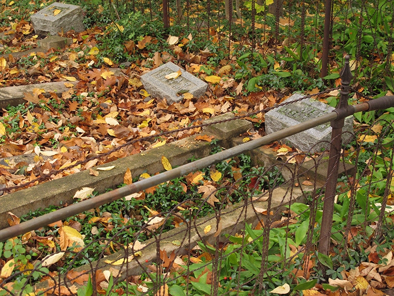Irish Hollow Cemetery