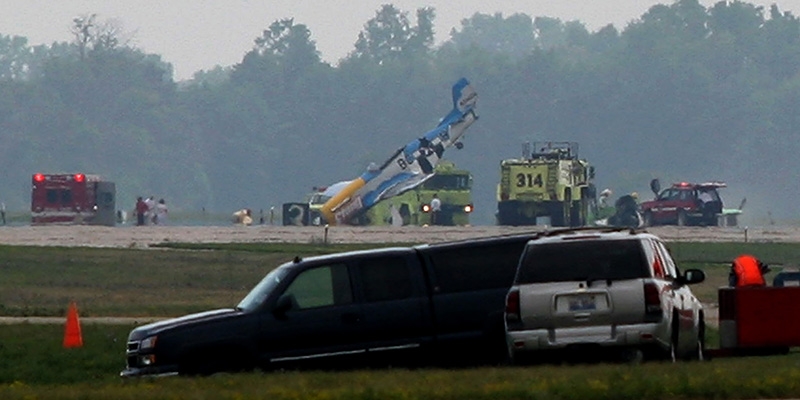 Fatal P-51 Crash - EAA Air Show
