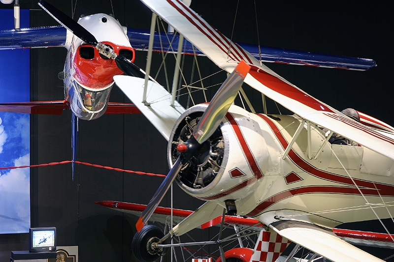 AirVenture Museum - A Study in Circles and Curves