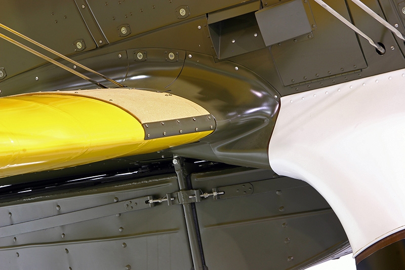 AirVenture Museum - A Study in Circles and Curves