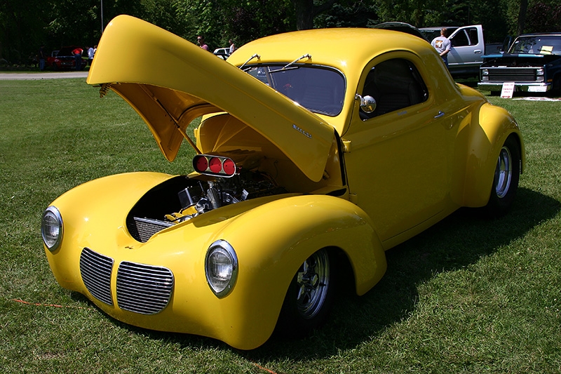 Port Washington, WI Fish Day Car Show