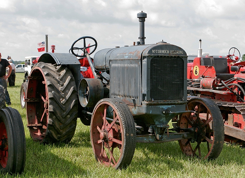 Lakeshore Antique Engine & Tractor Show