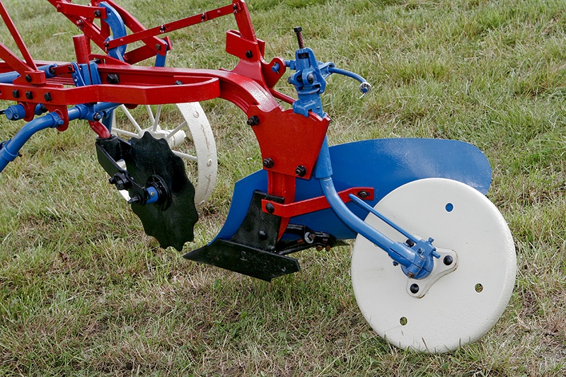 Lakeshore Antique Engine & Tractor Show