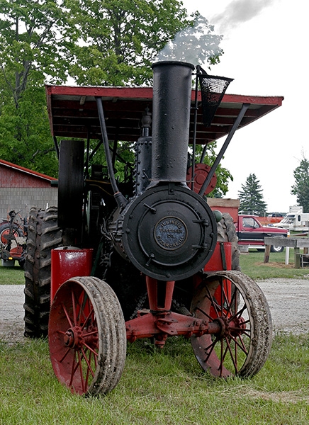Lakeshore Antique Engine & Tractor Show