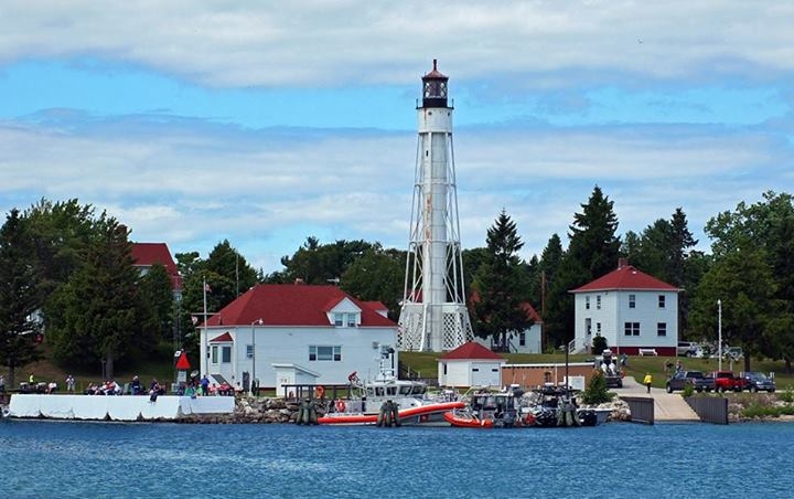 USCGS Sturgeon Bay, WI Entrance Light