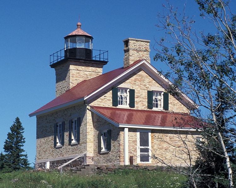Copper Harbor Lighthouse (1847) - Lake Superior