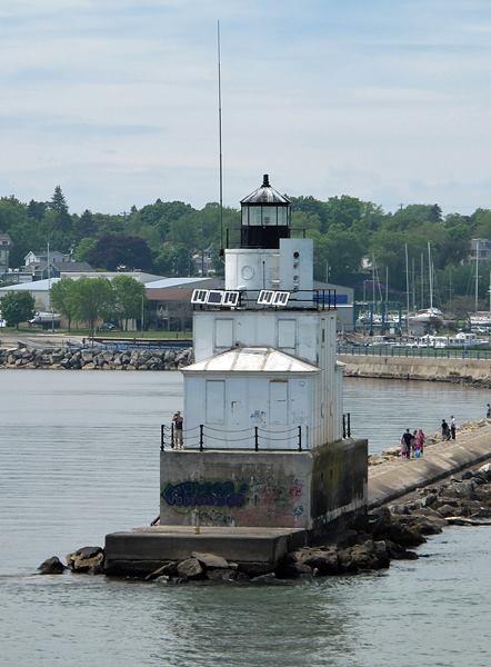 Manitowoc, WI Breakwater Light