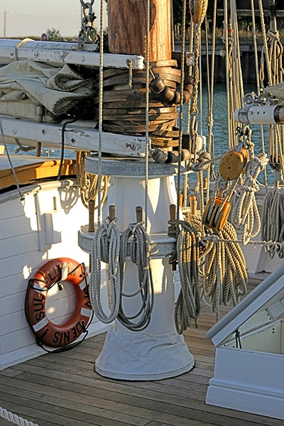 SV Denis Sullivan (Milwaukee, WI) - Mast and Rigging