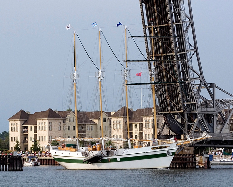 Windy II (Chicago, IL) - Sturgeon Bay, Wisconsin