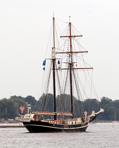 STV Unicorn (Asbury, NJ) - Sturgeon Bay, Wisconsin