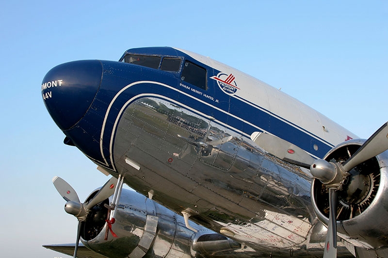 Douglas DC-3 - Piedmont Airlines Colors