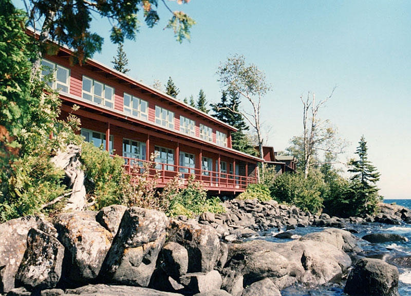 Rock Harbor Lodge