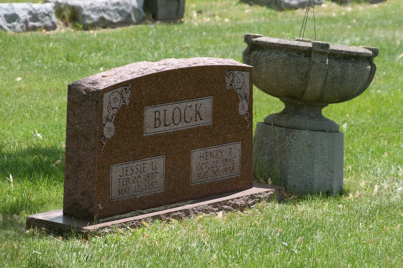 Grave site - Henry & Jessie Block