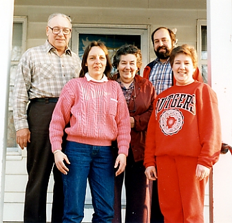 Dad%2C+Mom%2C+Sue%2C+Peg+%26+Phil-3163795260-O