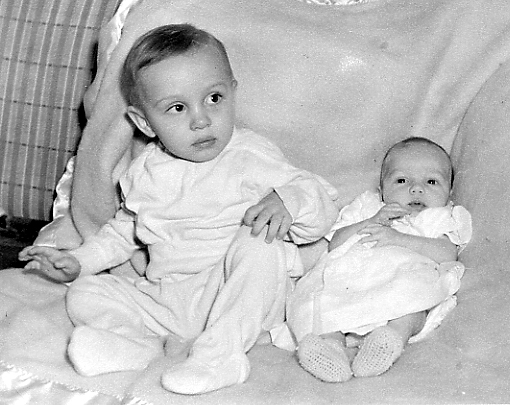 Phil+%26+Sue+Baby+Picture-3163795764-O